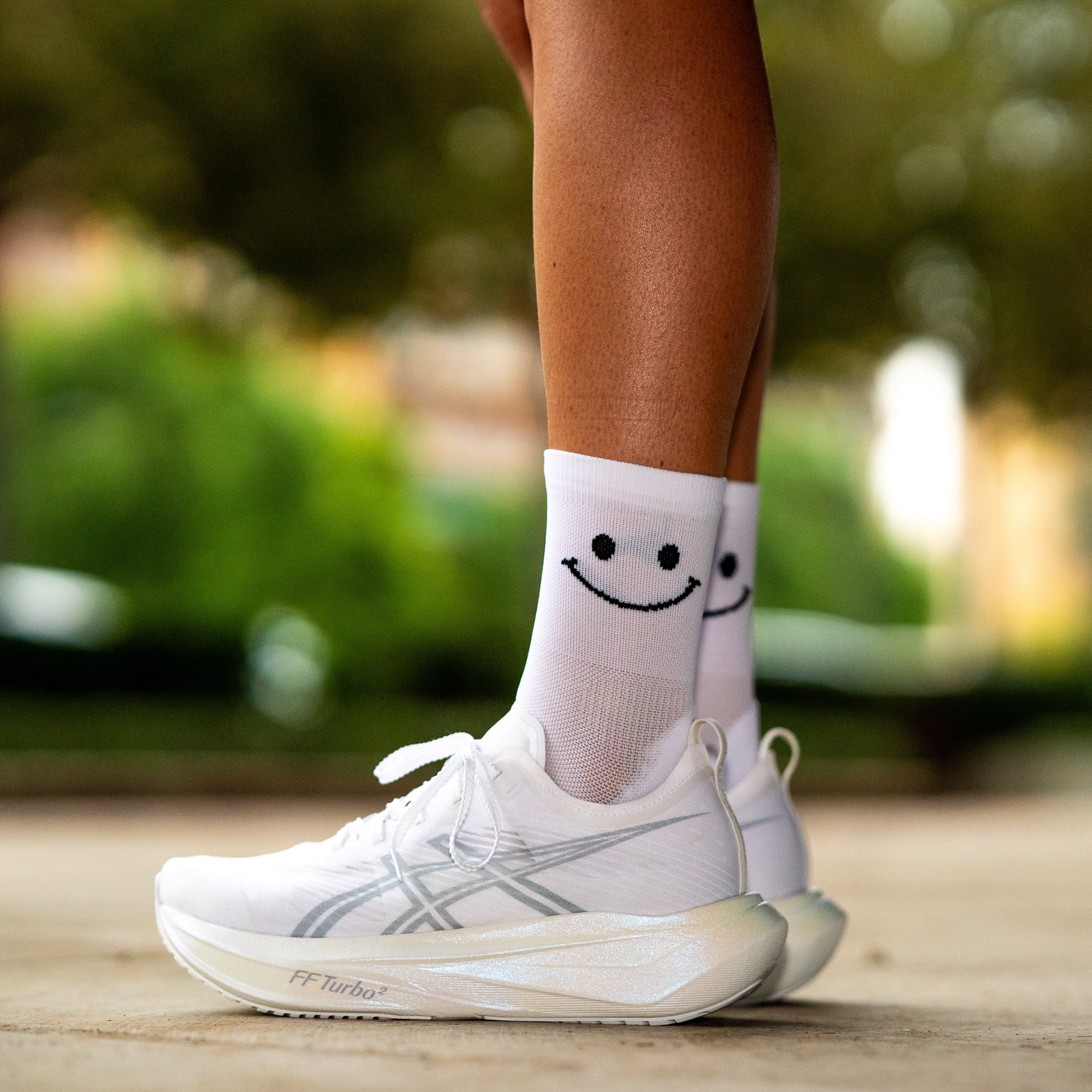 HAPPY MODE WHITE - CALCETÍN RUN ULTRALIGHT