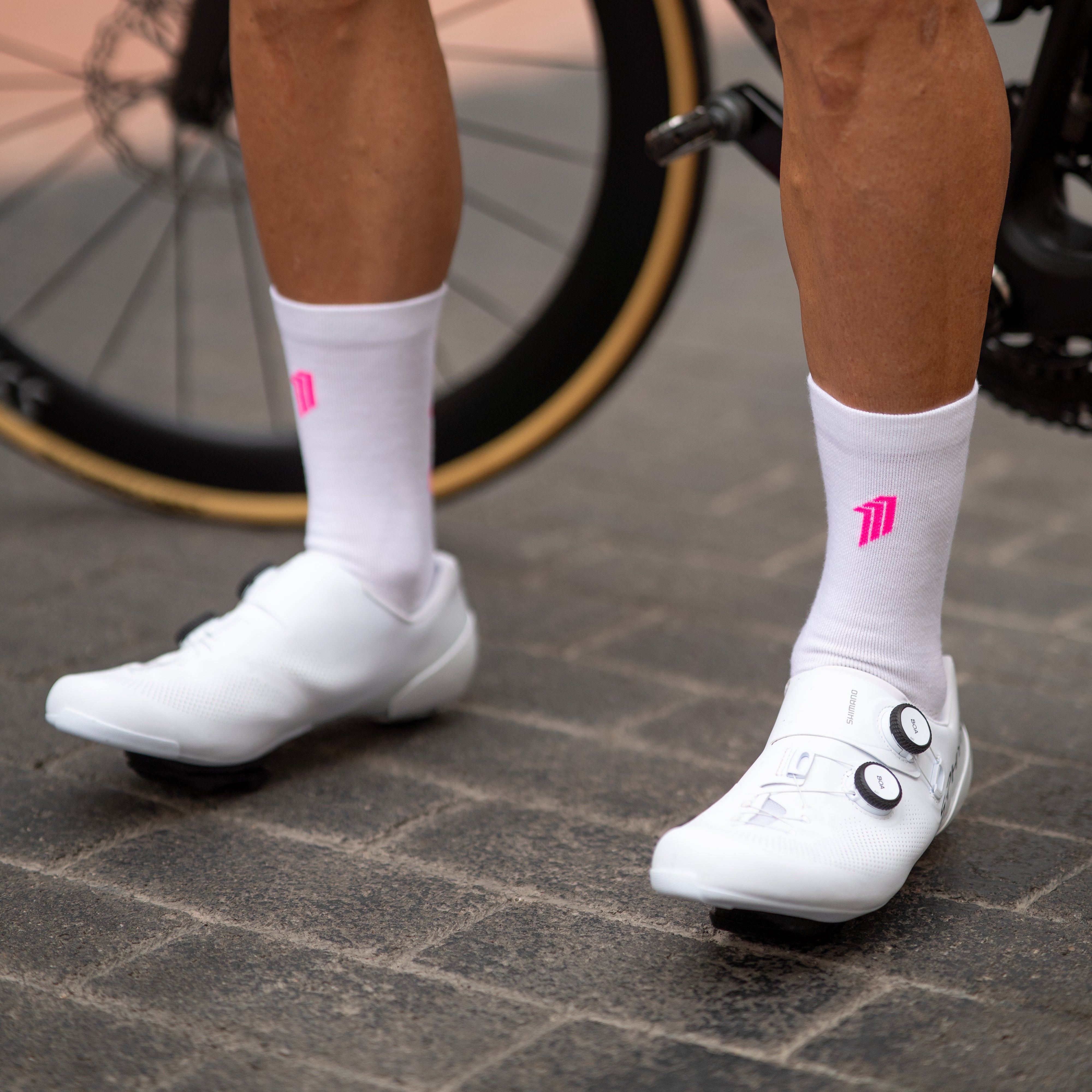 DAMN COLD WHITE - MERINO WOOL CYCLING SOCKS
