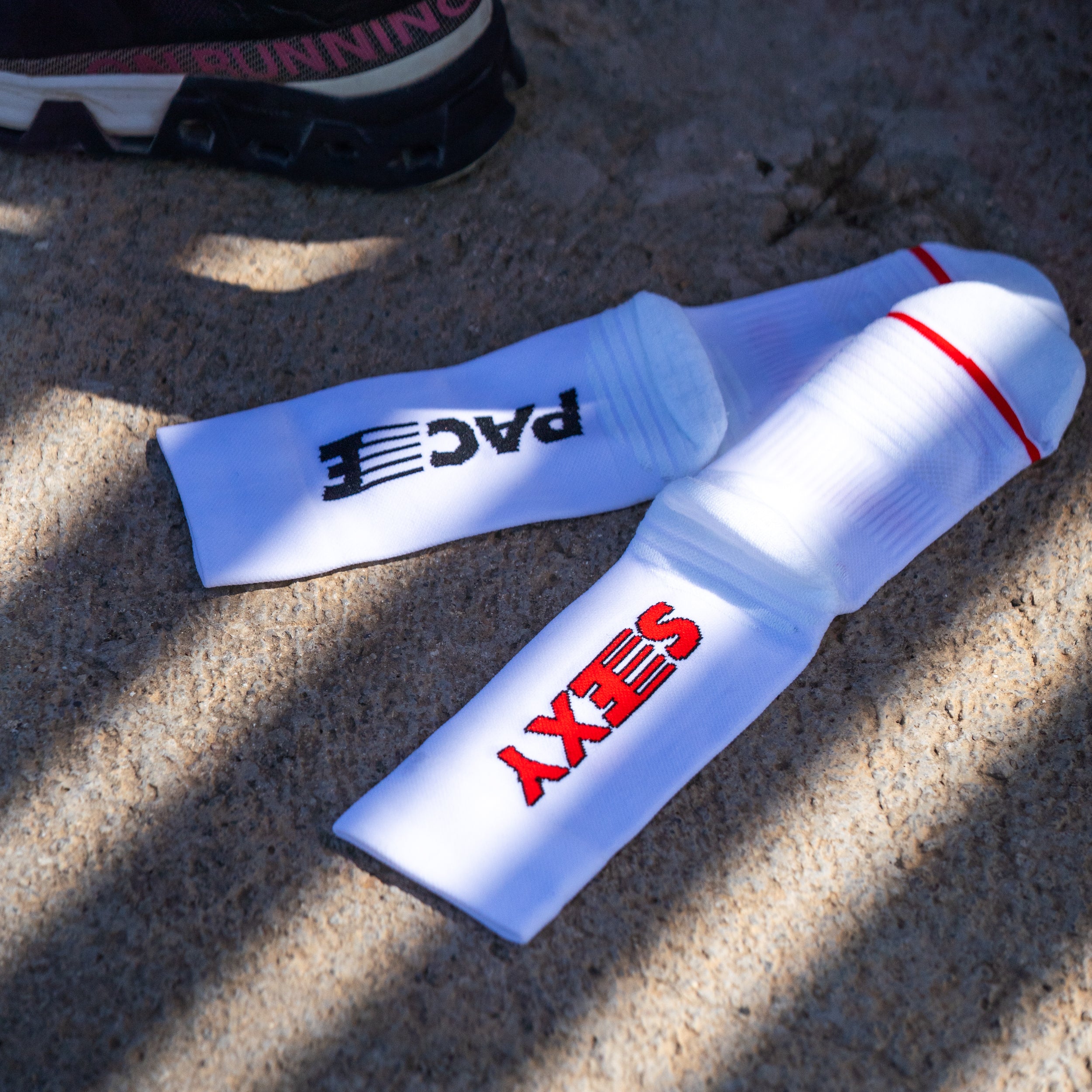 SEXY PACE WHITE - RUNNING SOCKS