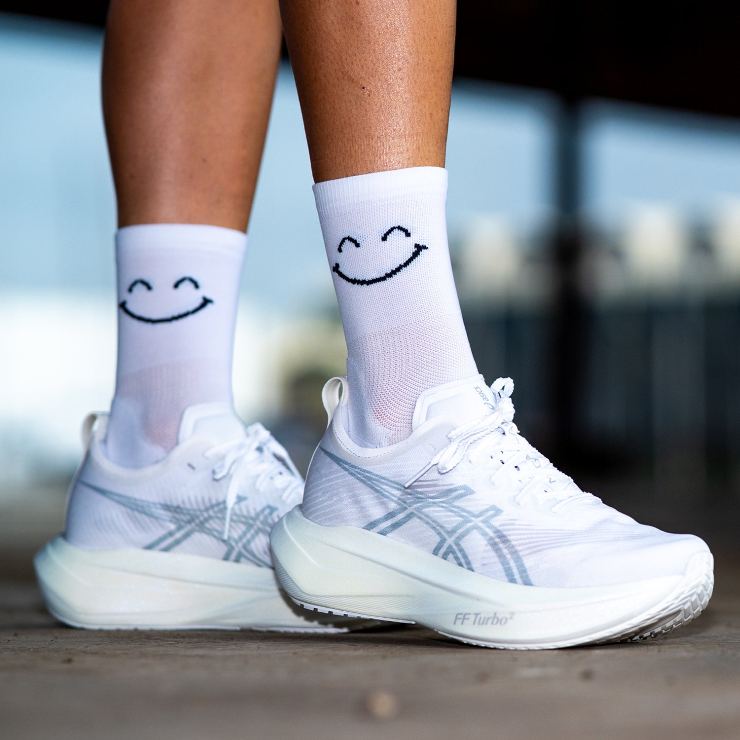 HAPPY MODE WHITE - CALCETÍN RUN ULTRALIGHT
