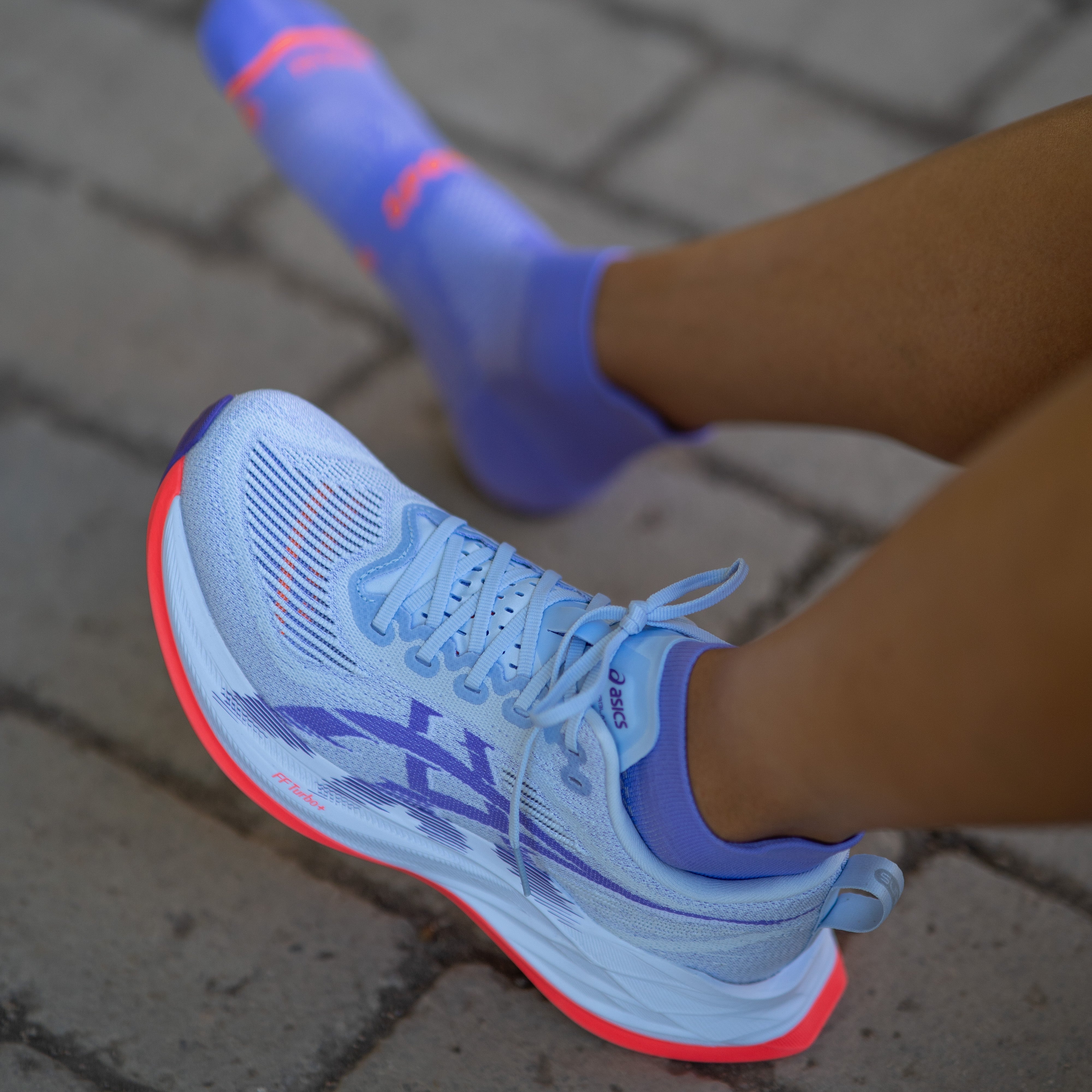 NOOSA PURPLE V2 - CALCETÍN RUNNING