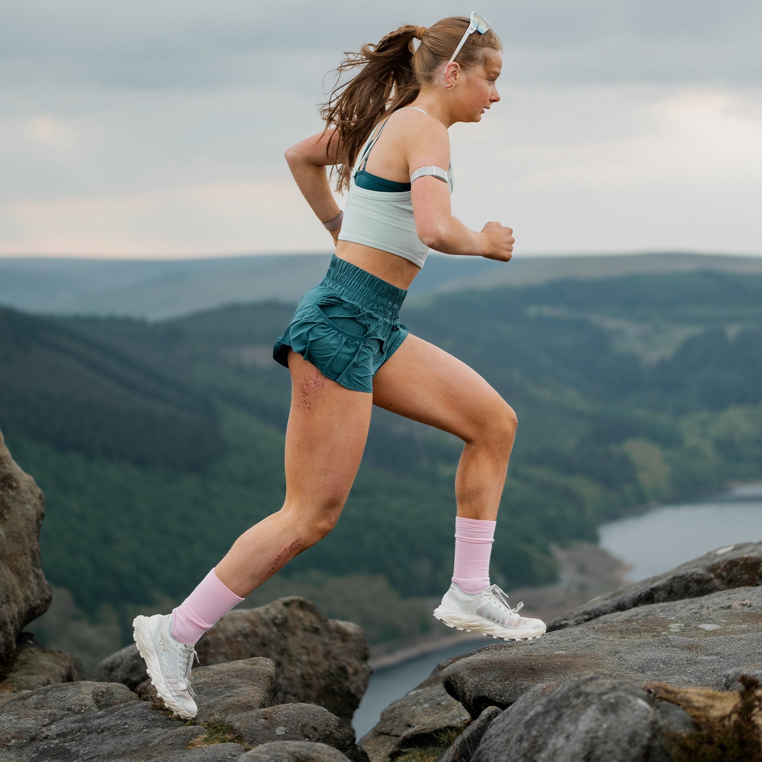 PATHLESS PINK - TRAIL SOCKS