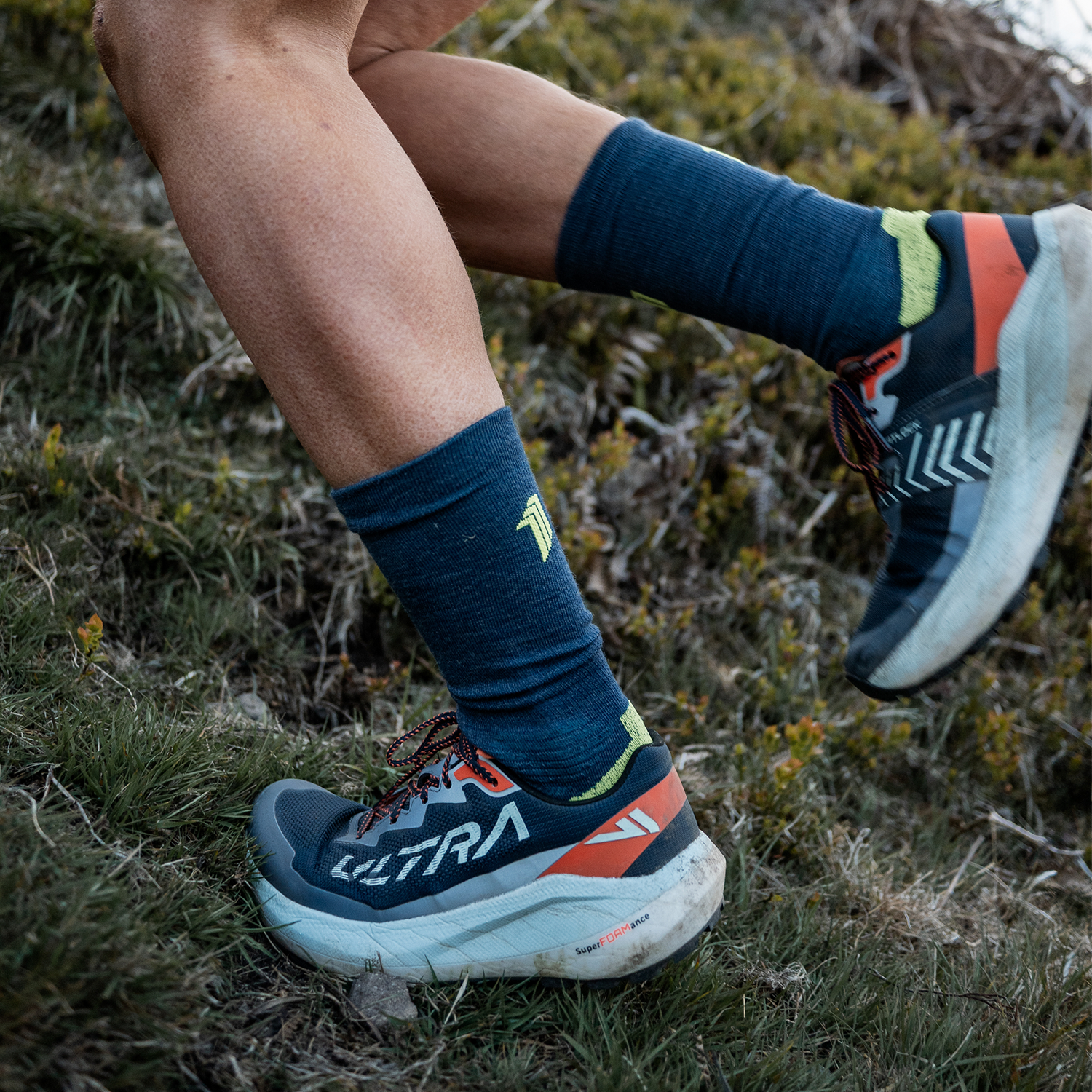 PATHLESS BLUE - TRAIL SOCKS