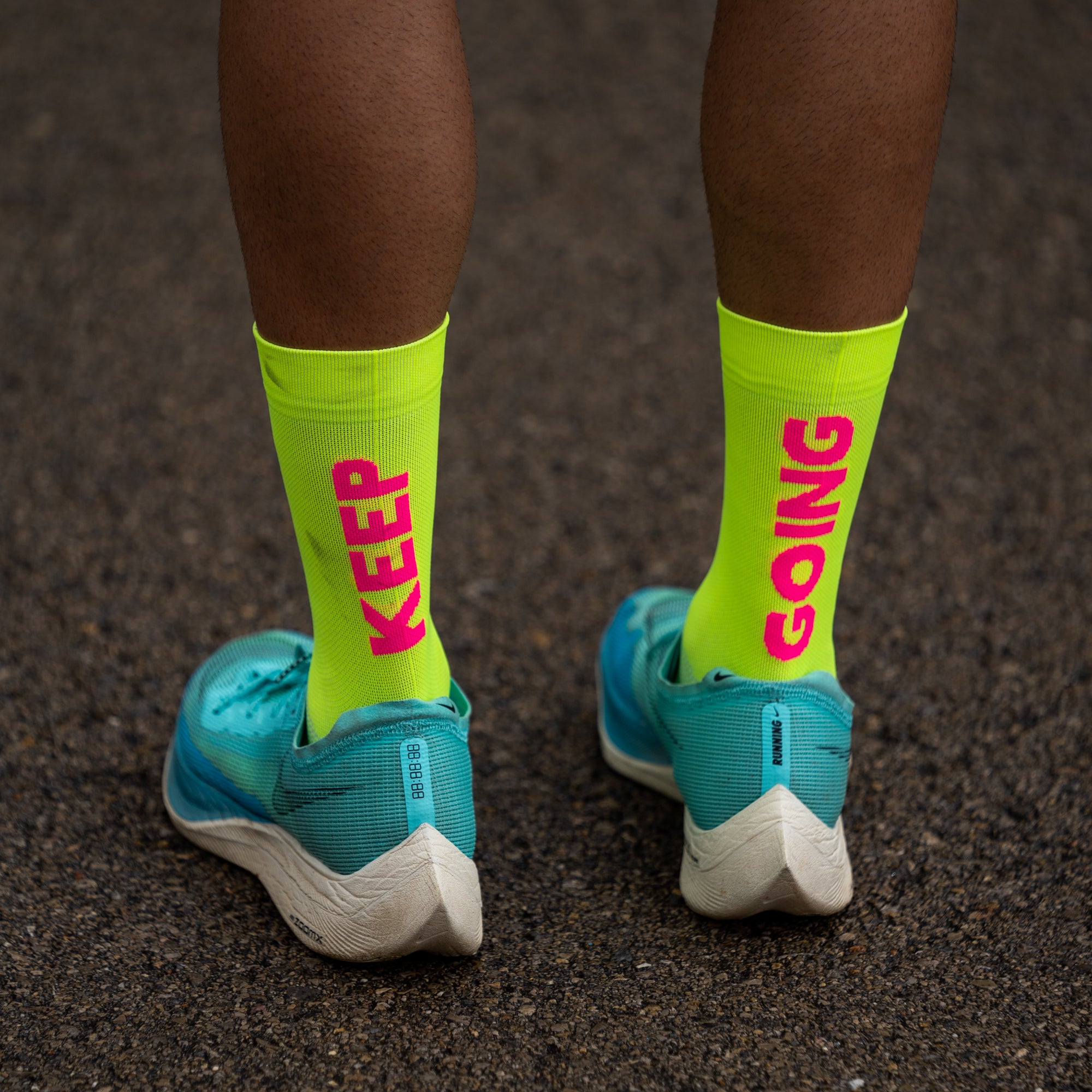 KEEP GOING YELLOW - RUNNING SOCKS