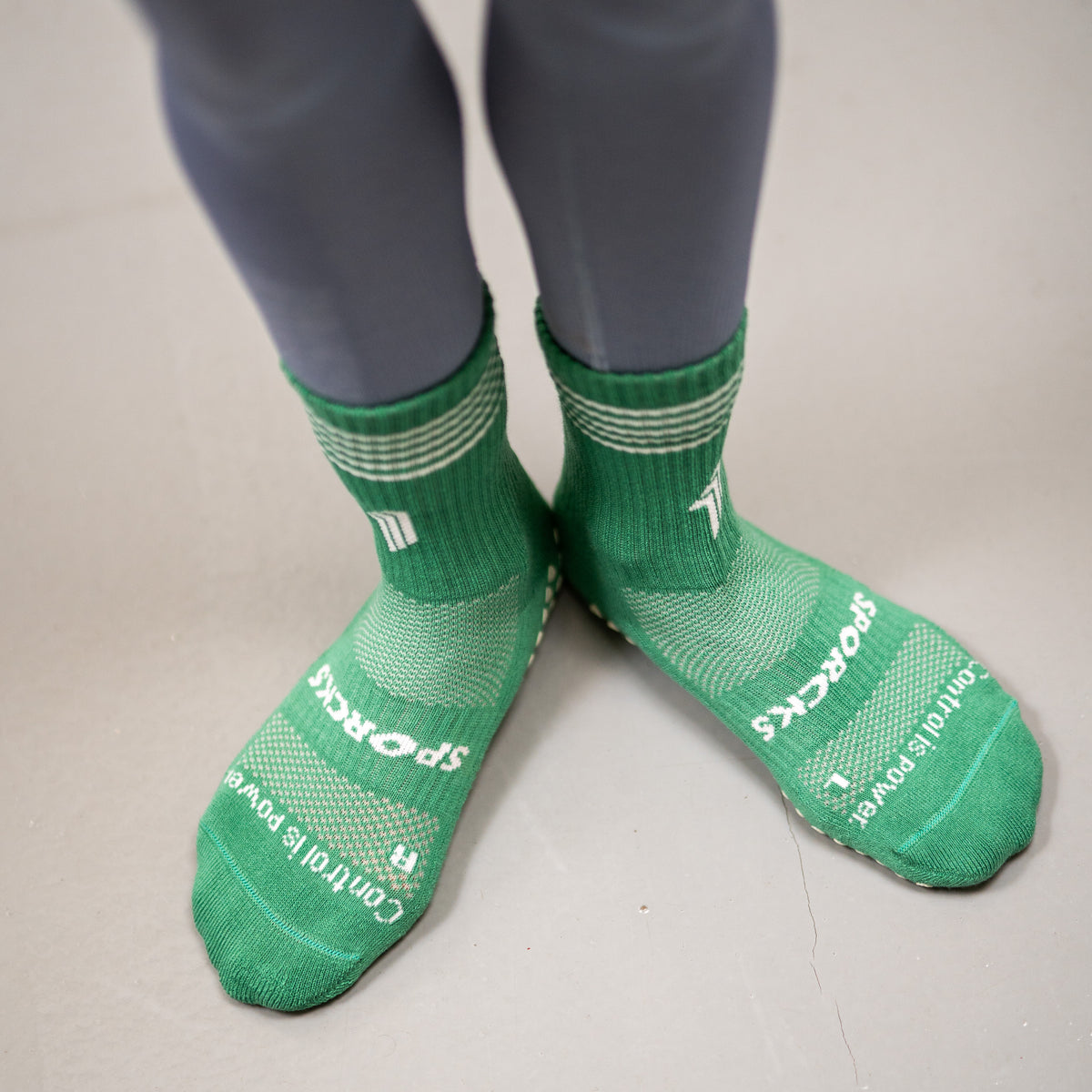 STUDIO GREEN - PILATES SOCKS