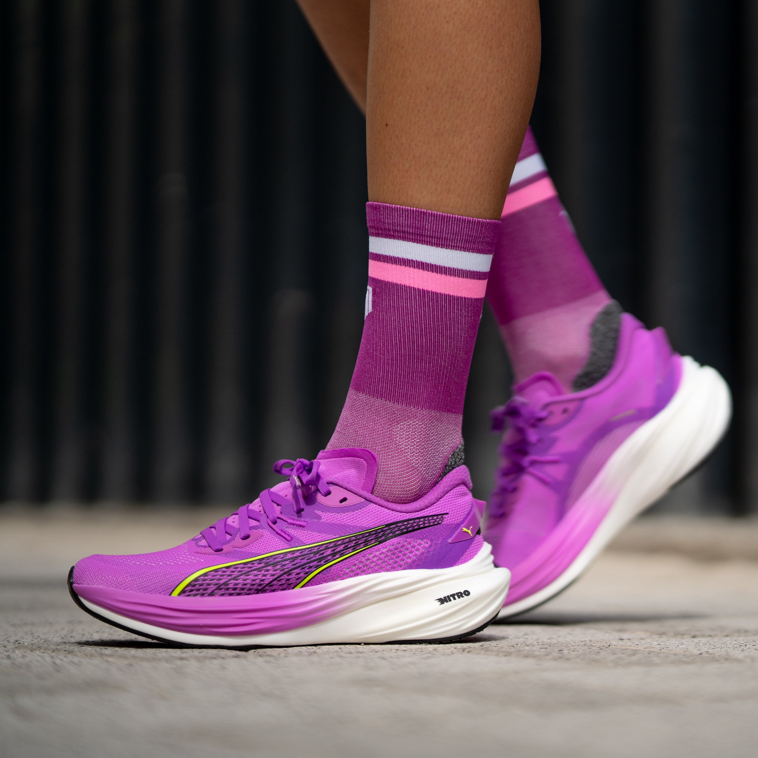 PRO PURPLE WHITE - CALCETÍN RUN ULTRALIGHT