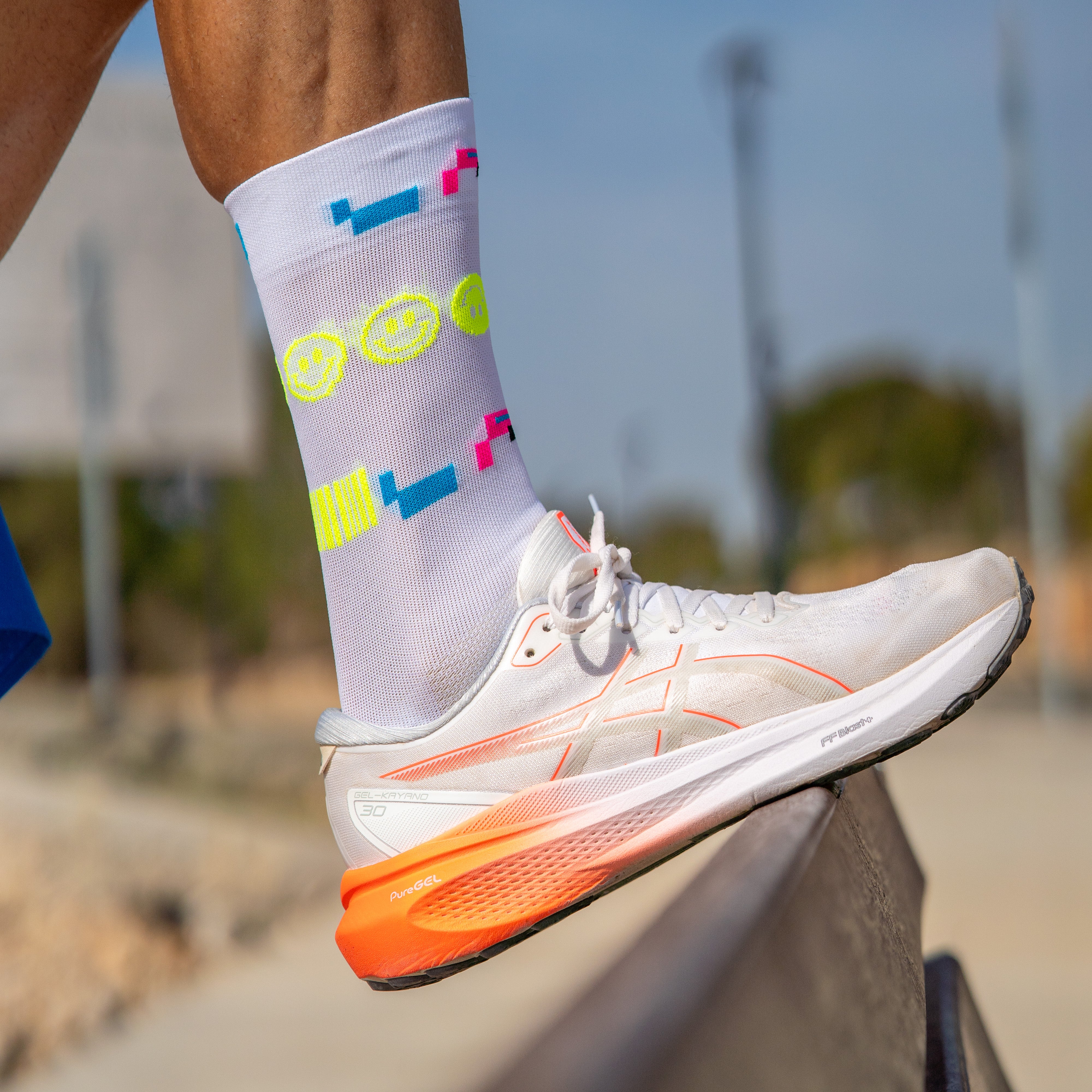 80'S NIGHT WHITE - RUNNING SOCKS