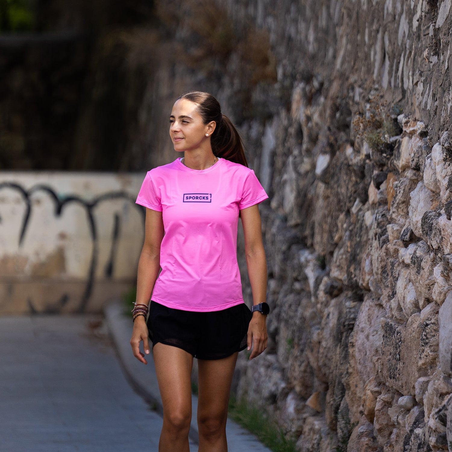 RUN OR DIE PINK - WOMAN TECHNICAL T-SHIRT