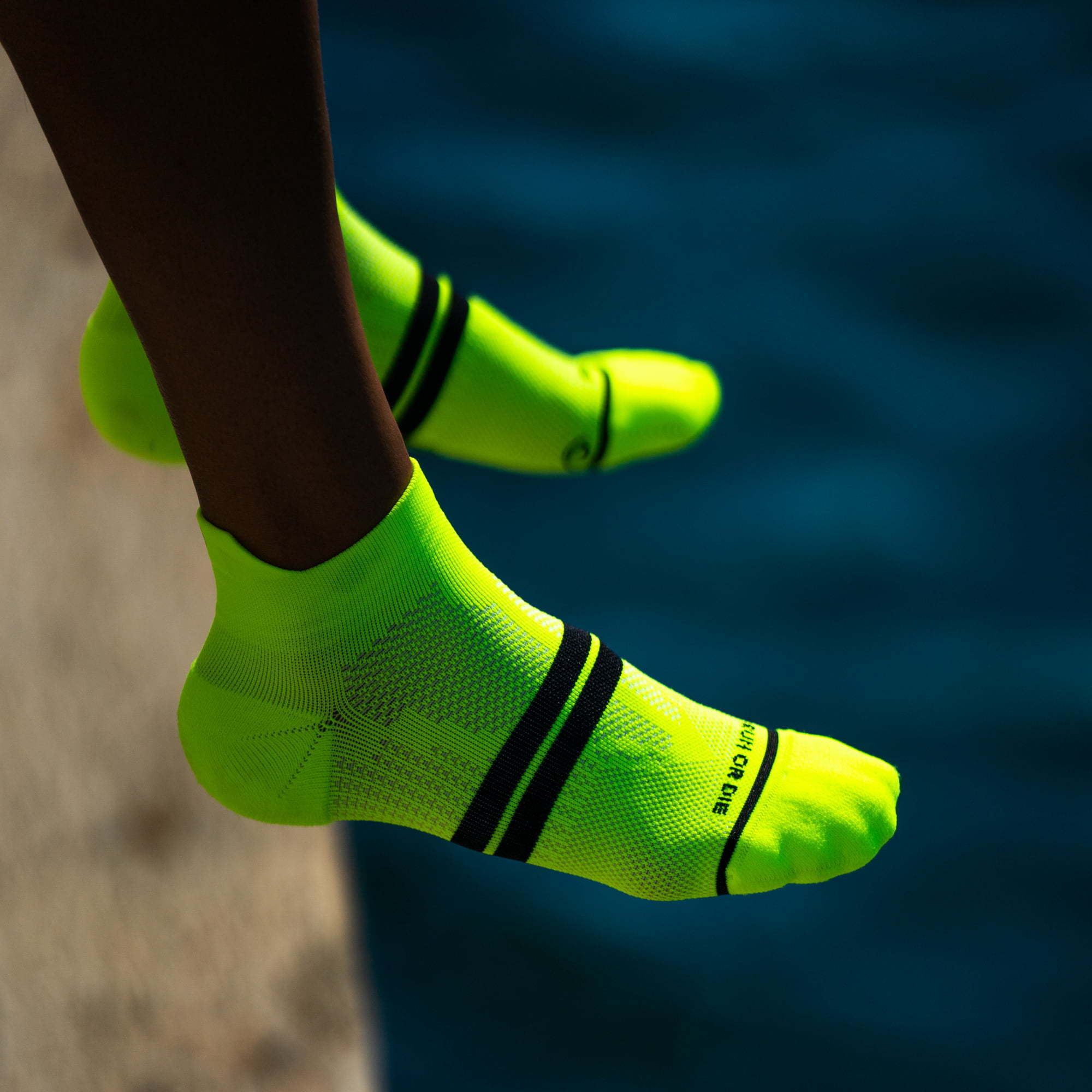 NOOSA YELLOW - RUNNING SOCKS