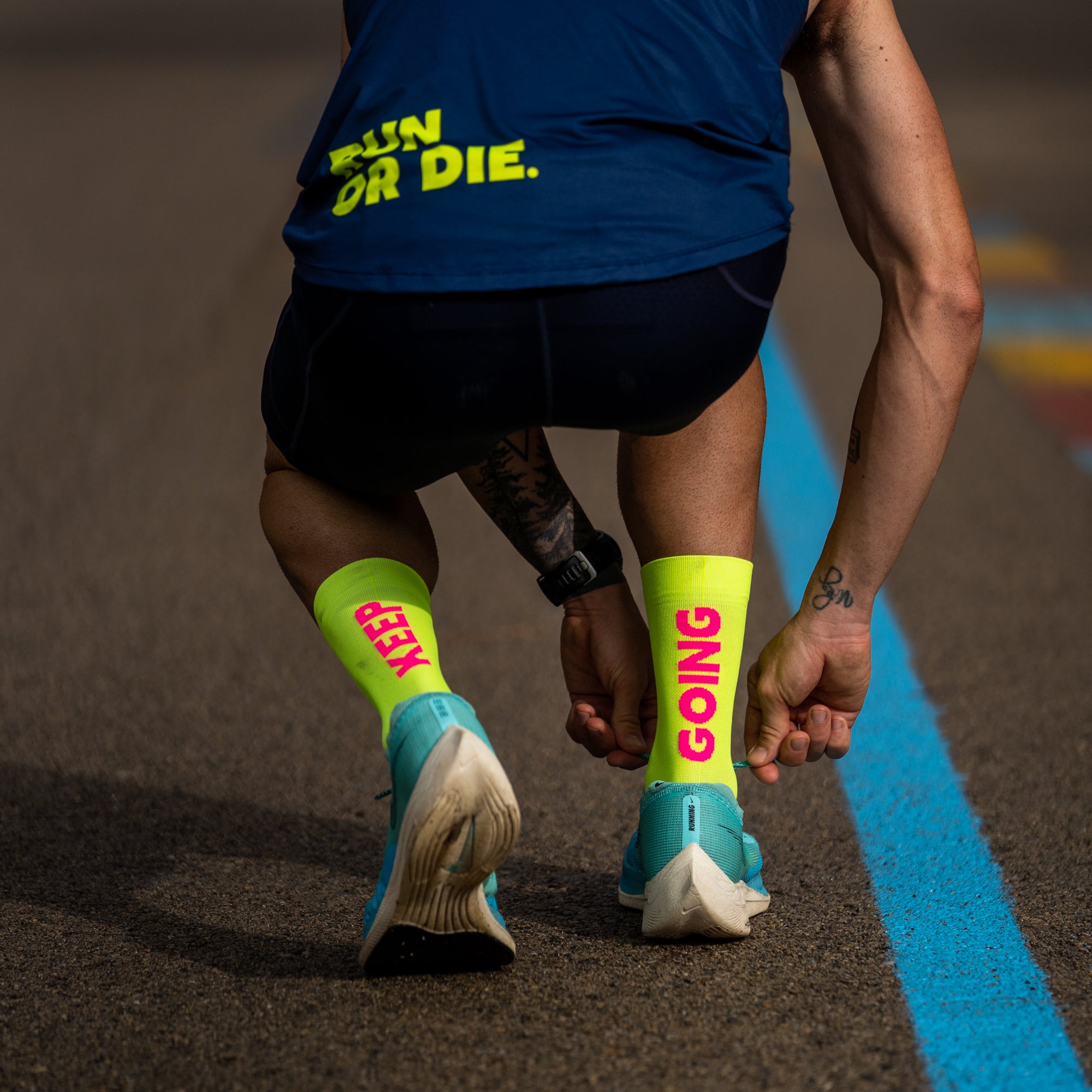 KEEP GOING YELLOW - RUNNING SOCKS