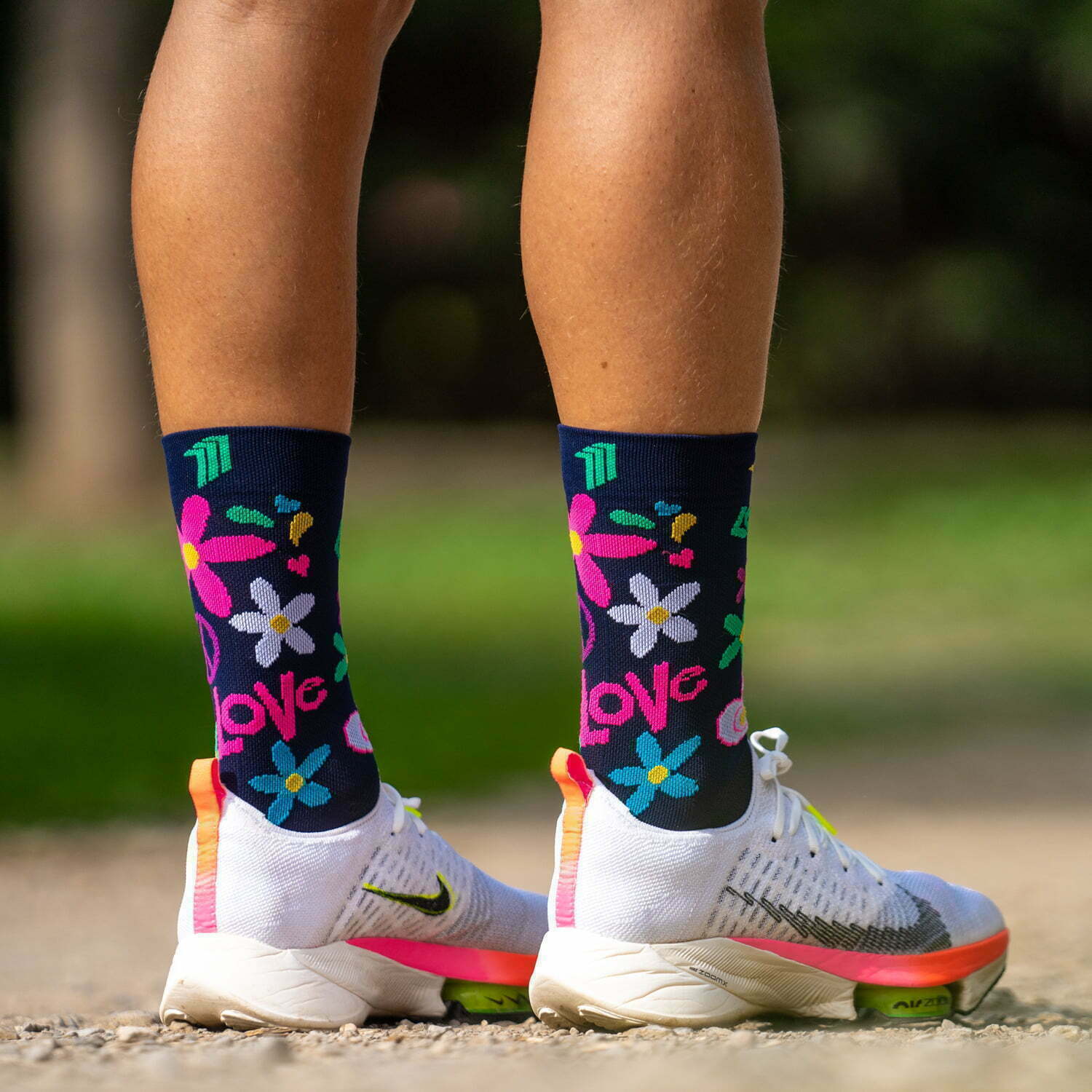 PEACE AND LOVE - RUNNING SOCKS